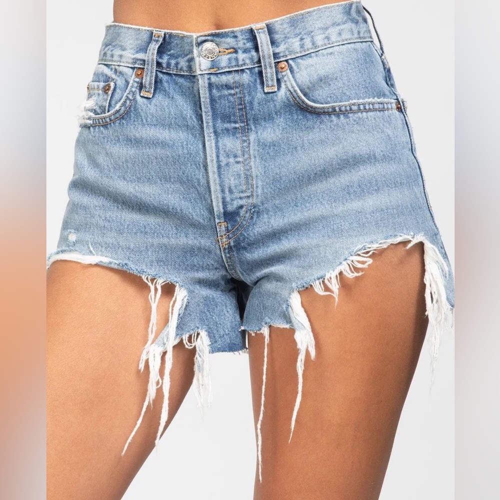 Re/Done 70s Levi’s High Waisted Short- Skylight Destroy